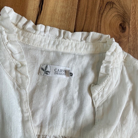 Carve Design tank top - Picture 2 of 4